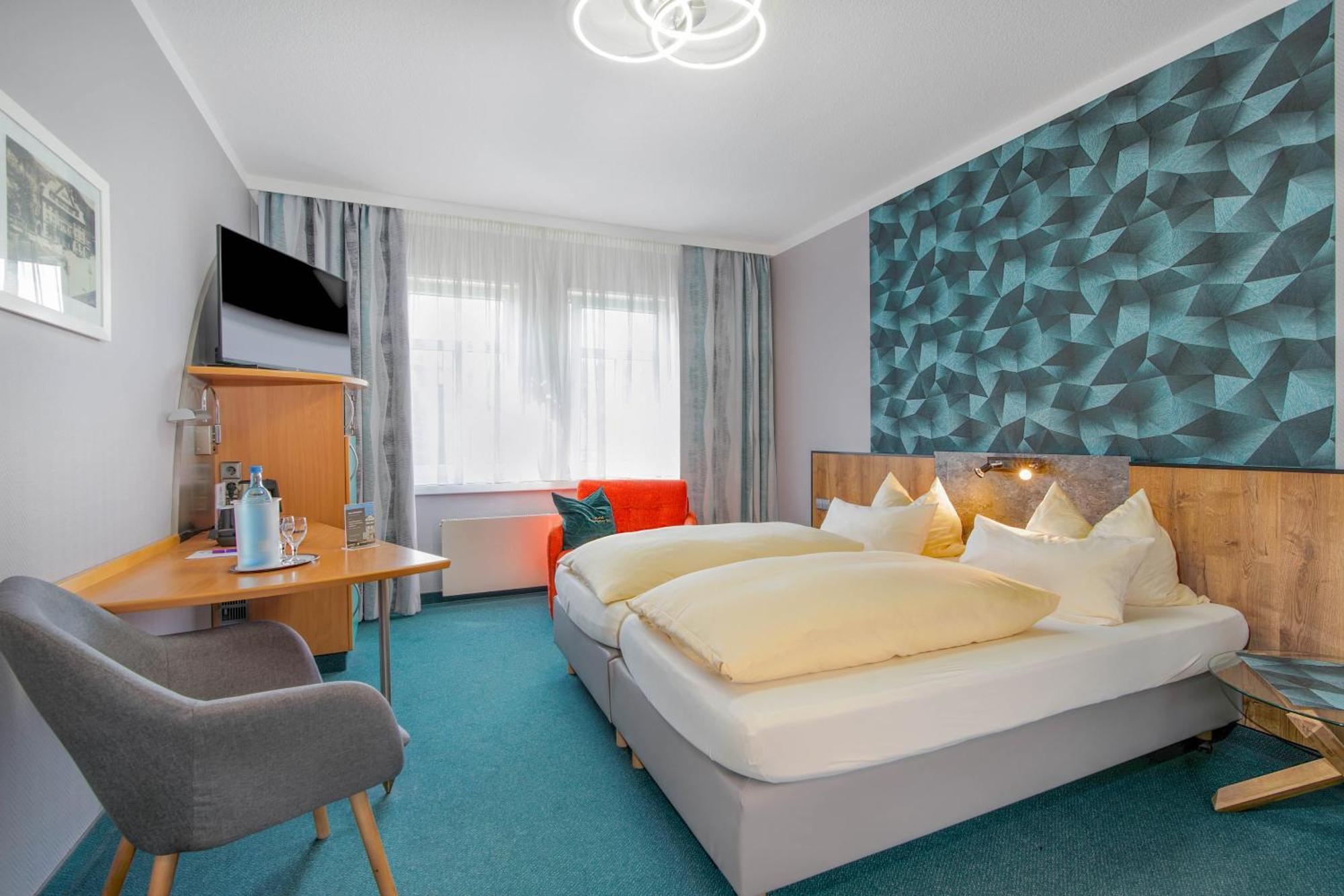 Hotel Neustaedter Hof شفارتسنبرغ المظهر الخارجي الصورة