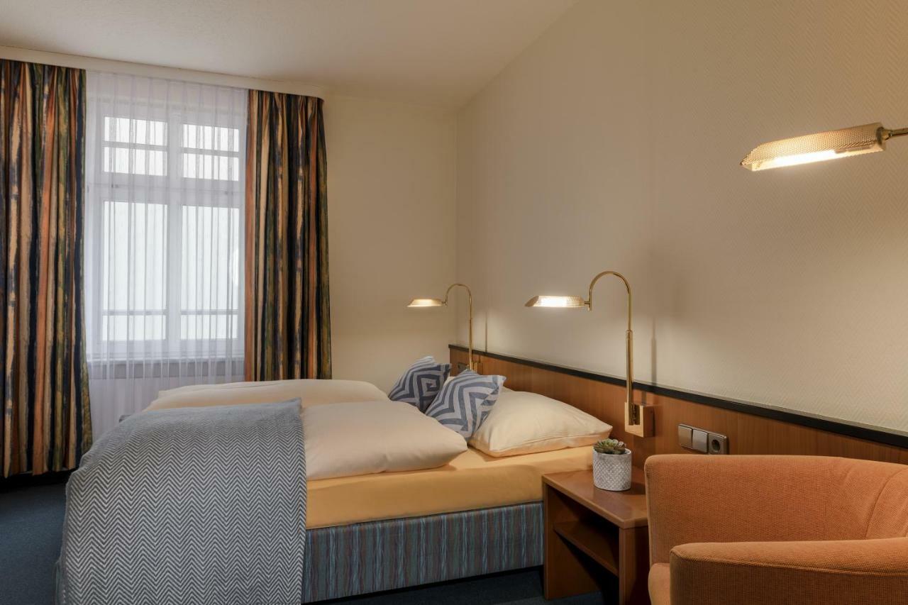 Hotel Neustaedter Hof شفارتسنبرغ المظهر الخارجي الصورة