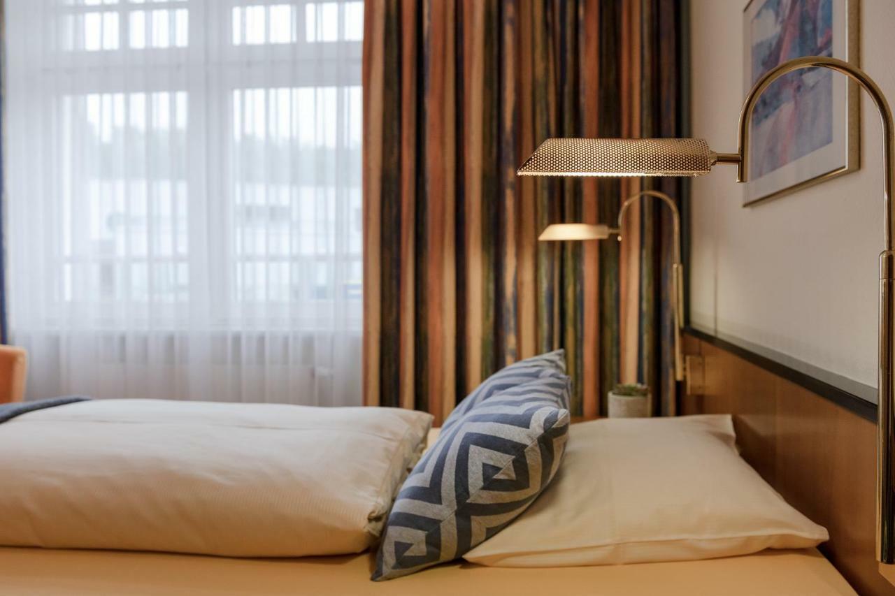 Hotel Neustaedter Hof شفارتسنبرغ المظهر الخارجي الصورة